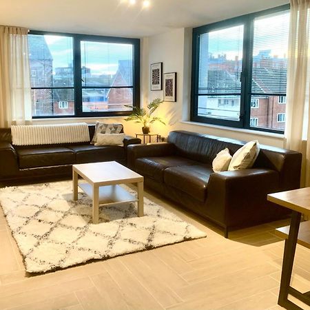 Large Stylish 3 Bedroom City Centre Apartment Free Secure Parking Liverpool Exterior foto